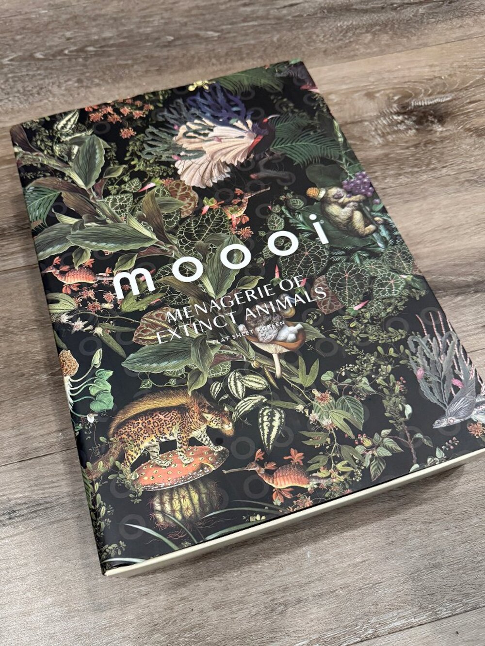 Moooi - The Menagerie of Extinct Animals flat sheet